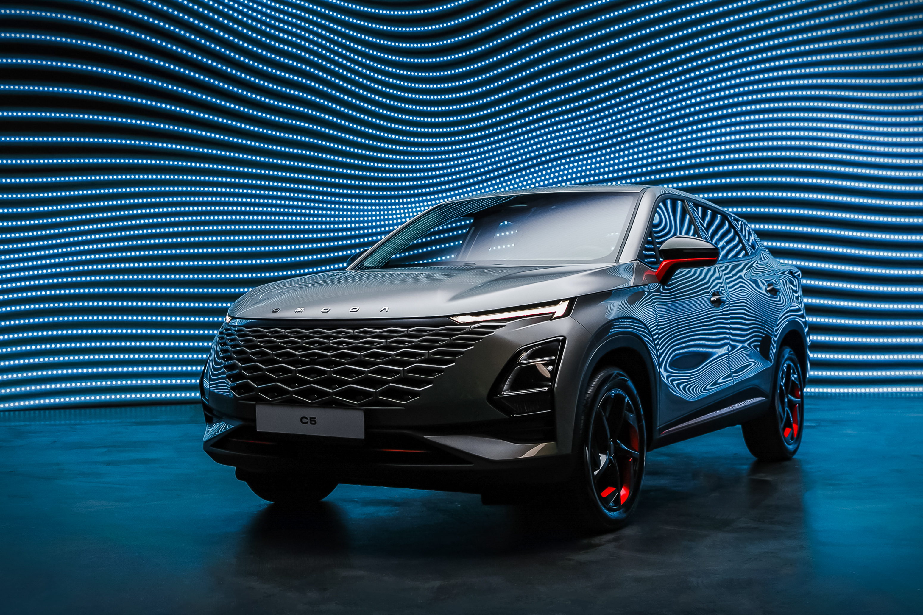 OMODA С5 от 2 209 900 рублей.