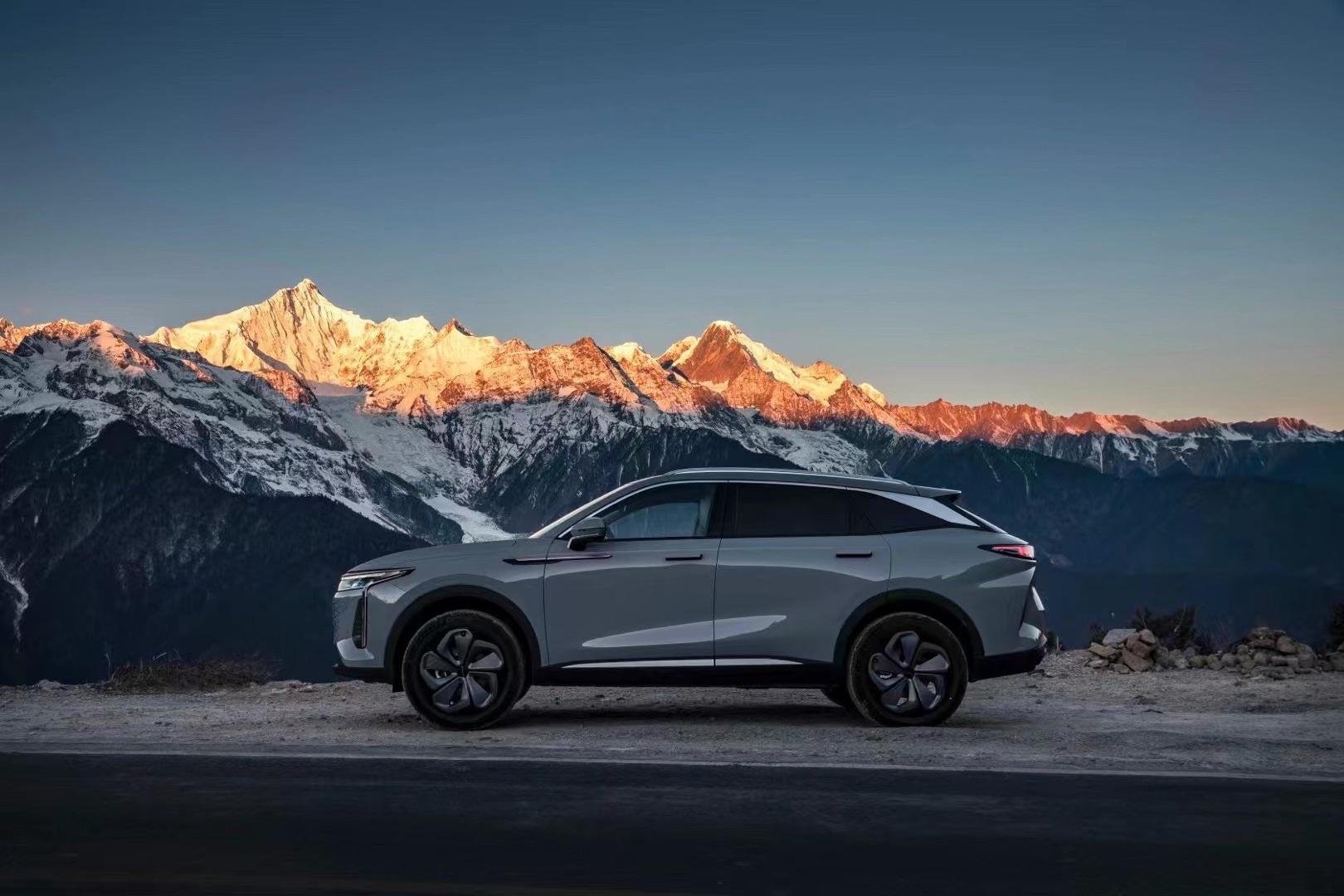 Приглашаем в дискуссионный Telegram-клуб EXEED RX