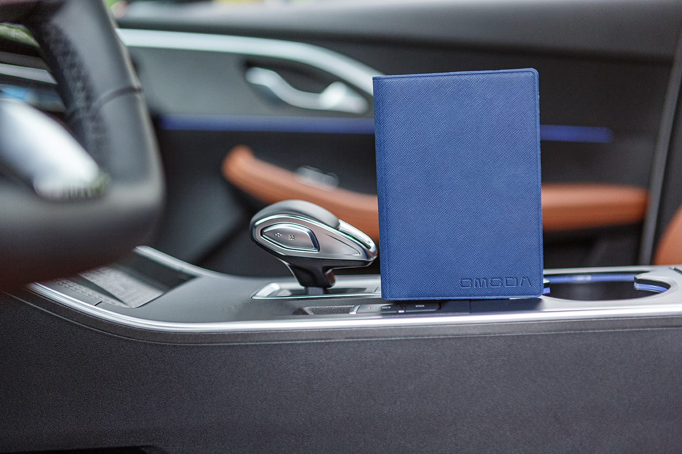 Фирменные штучки: самые интересные аксессуары магазина OMODA 