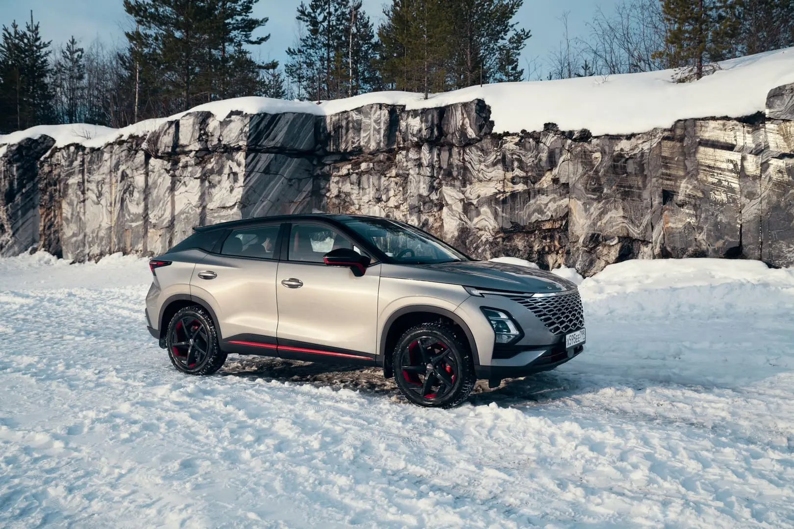 Футуризм на дорогах 2: Omoda C5 AWD - теперь c полным приводом. И как она едет?