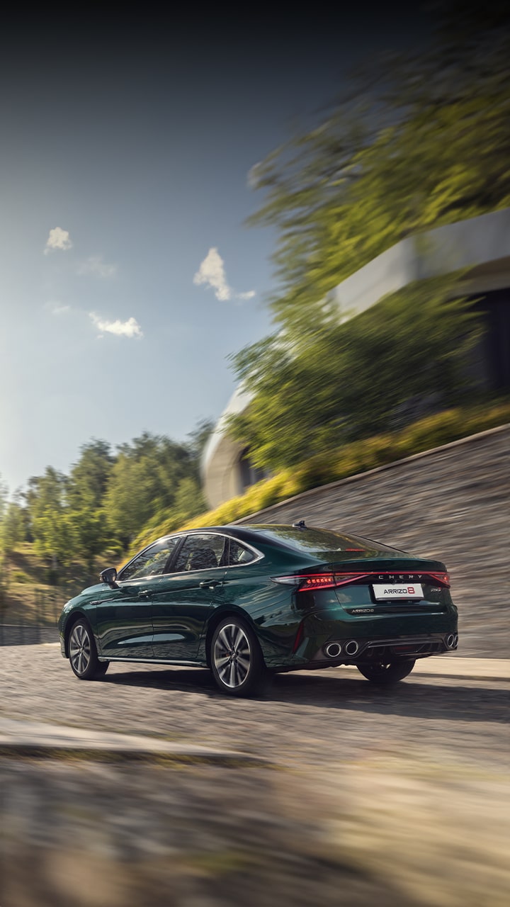 Элегантный бизнес-седан