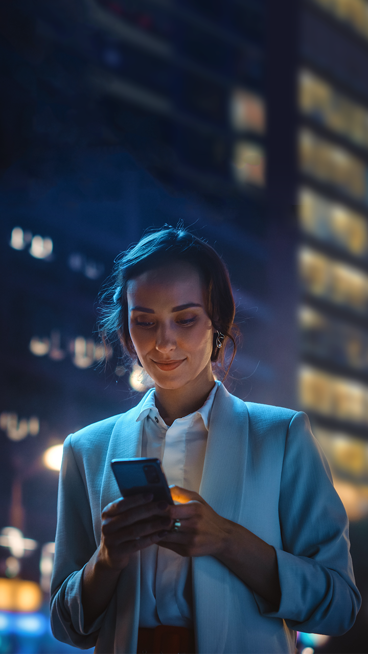 <h1>Мобильные<br>приложения<br>EXEED | EXLANTIX</h1>