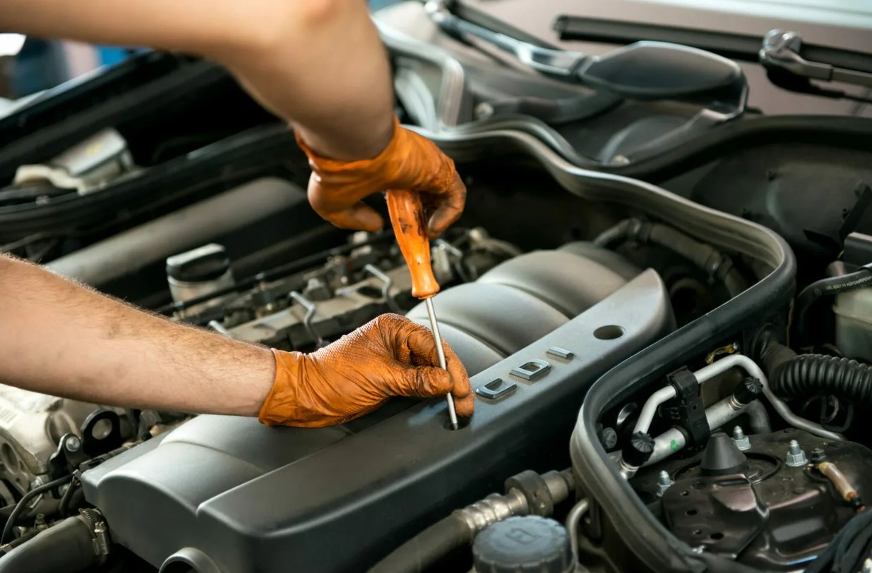 Ремонтные работы любой сложности автомобиля EXEED