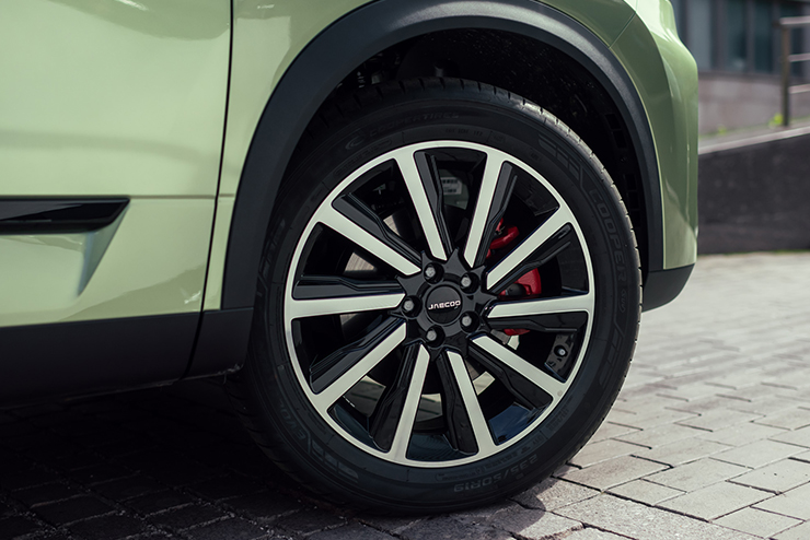 Зимние шины в подарок!