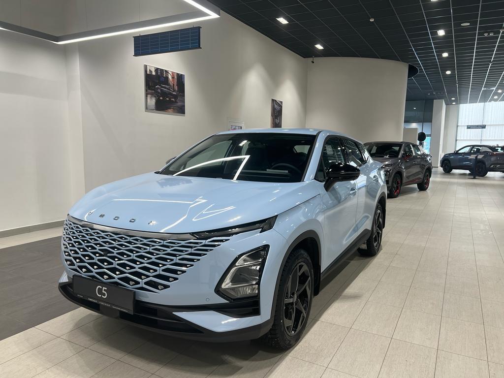Новый седан OMODA С5 