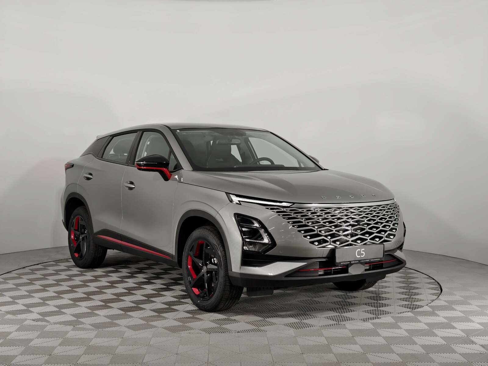 OMODA_C5_Lifestyle_design2