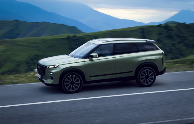 Зимнее путешествие на JAECOO J7: встречайте праздники в дороге!