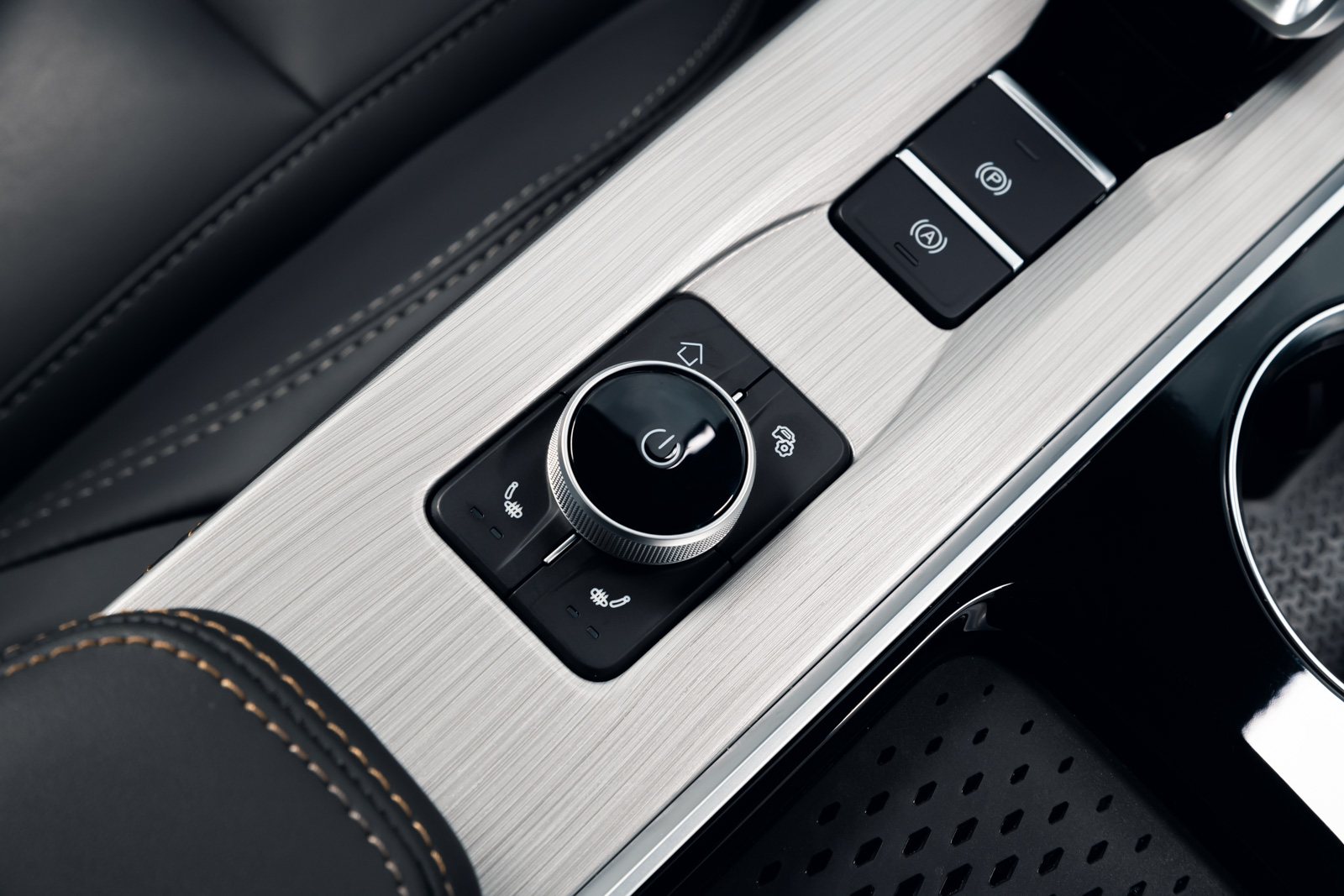 Мой двигатель запускается с помощью одной кнопки или дистанционно. 