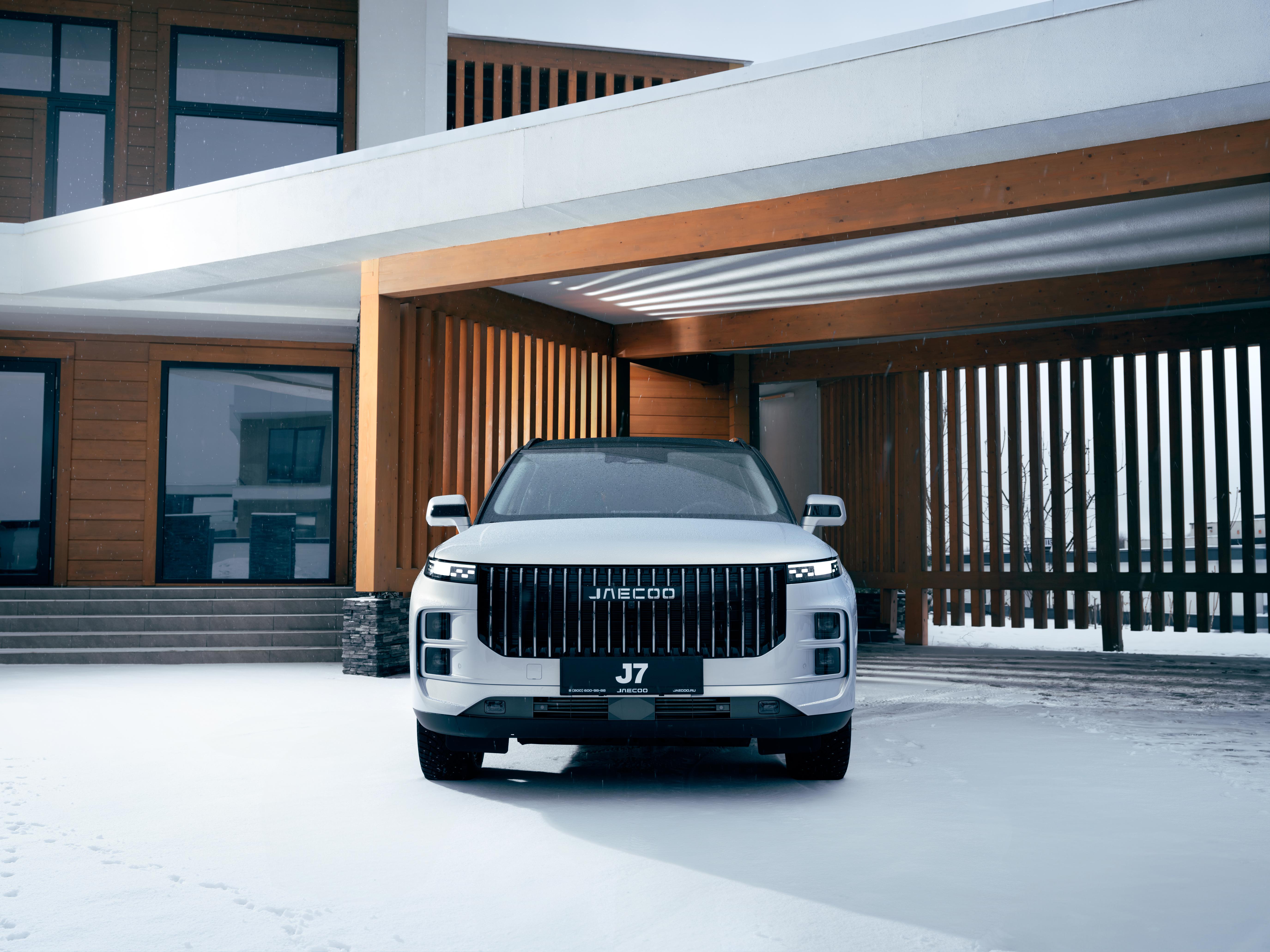 Праздники закончились, а подарки продолжаются!