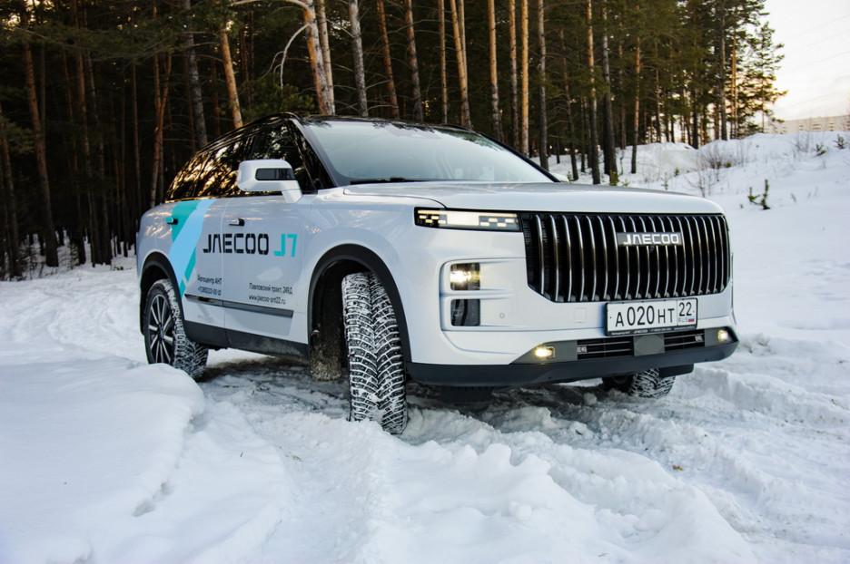 Специальные условия на брутальный кроссовер JAECOO J7 в феврале