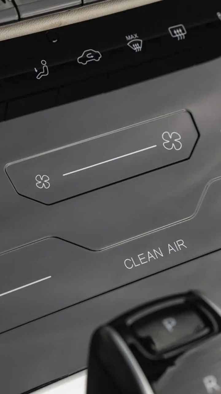 ИНТЕЛЛЕКТУАЛЬНЫЙ КЛИМАТ-КОНТРОЛЬ С СЕНСОРНЫМ УПРАВЛЕНИЕМ