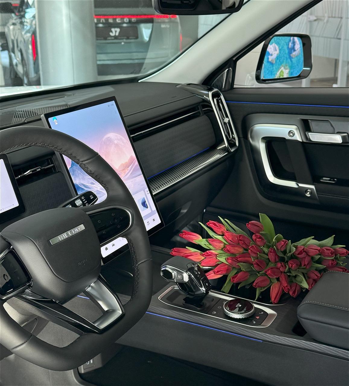 С Международным Женским Днем!