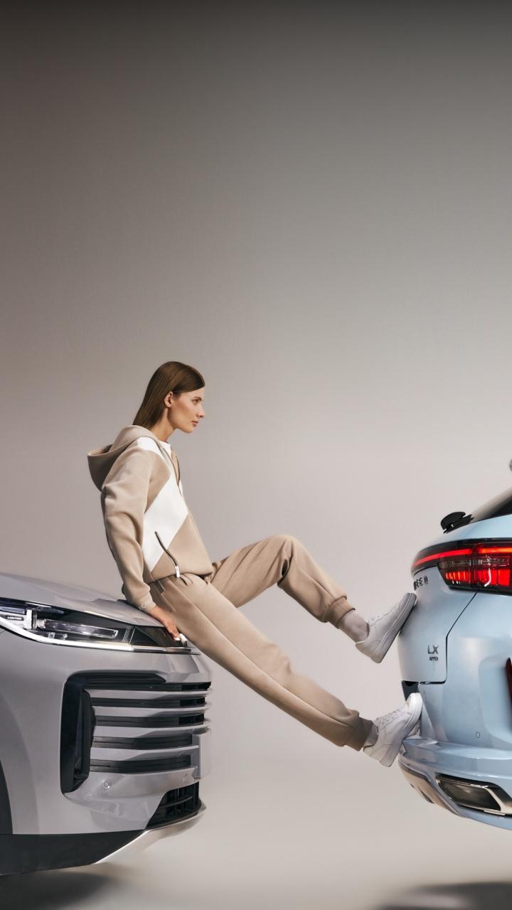 <h1>EXEED <br> BY CHAPURIN</h1>