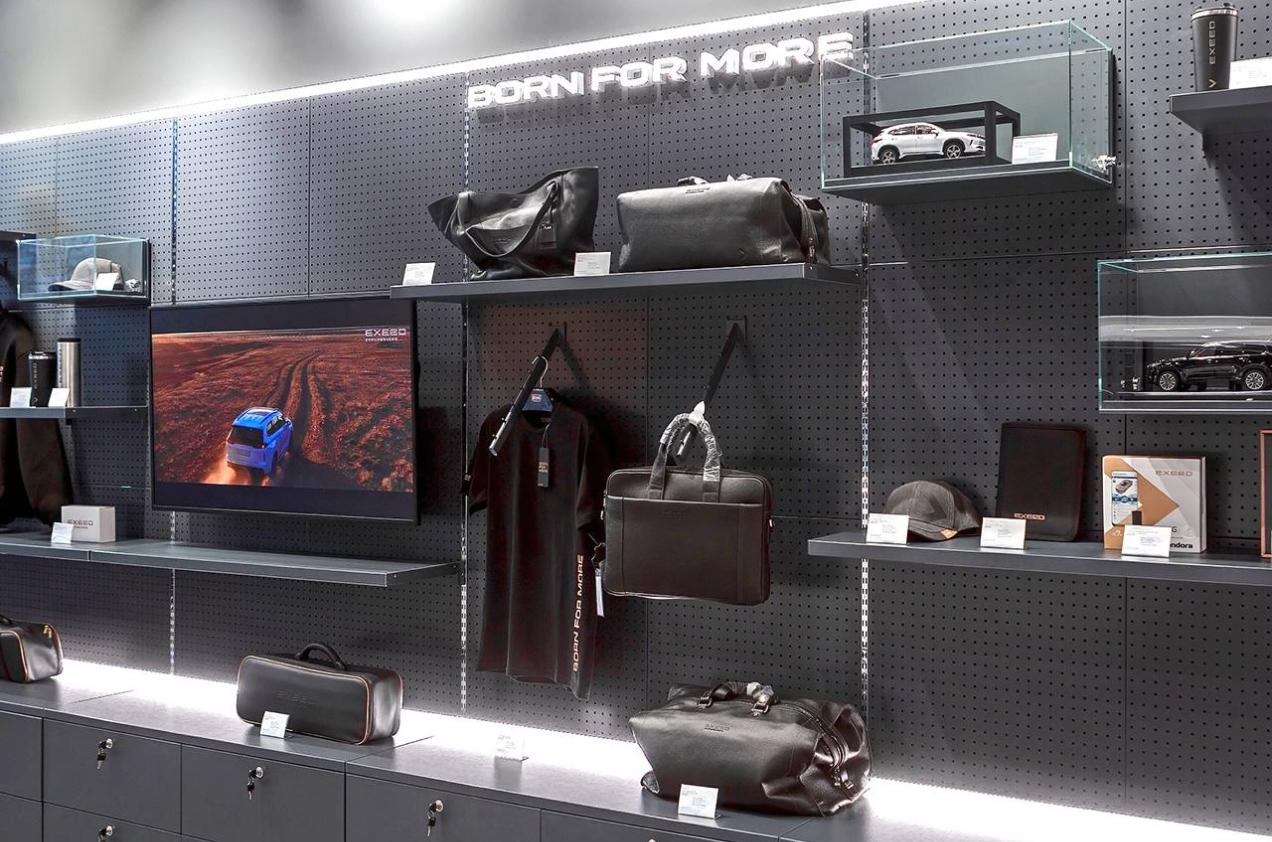 Стильные зоны аксессуаров EXEED в дилерских центрах