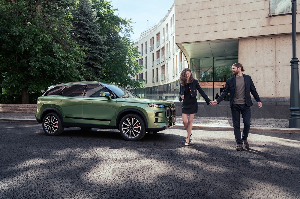 С днем 8 марта, дорогие девушки!