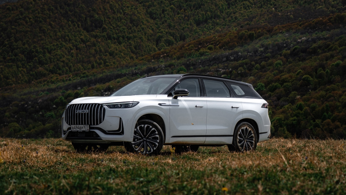 JAECOO J8 — путь с любовью к движению