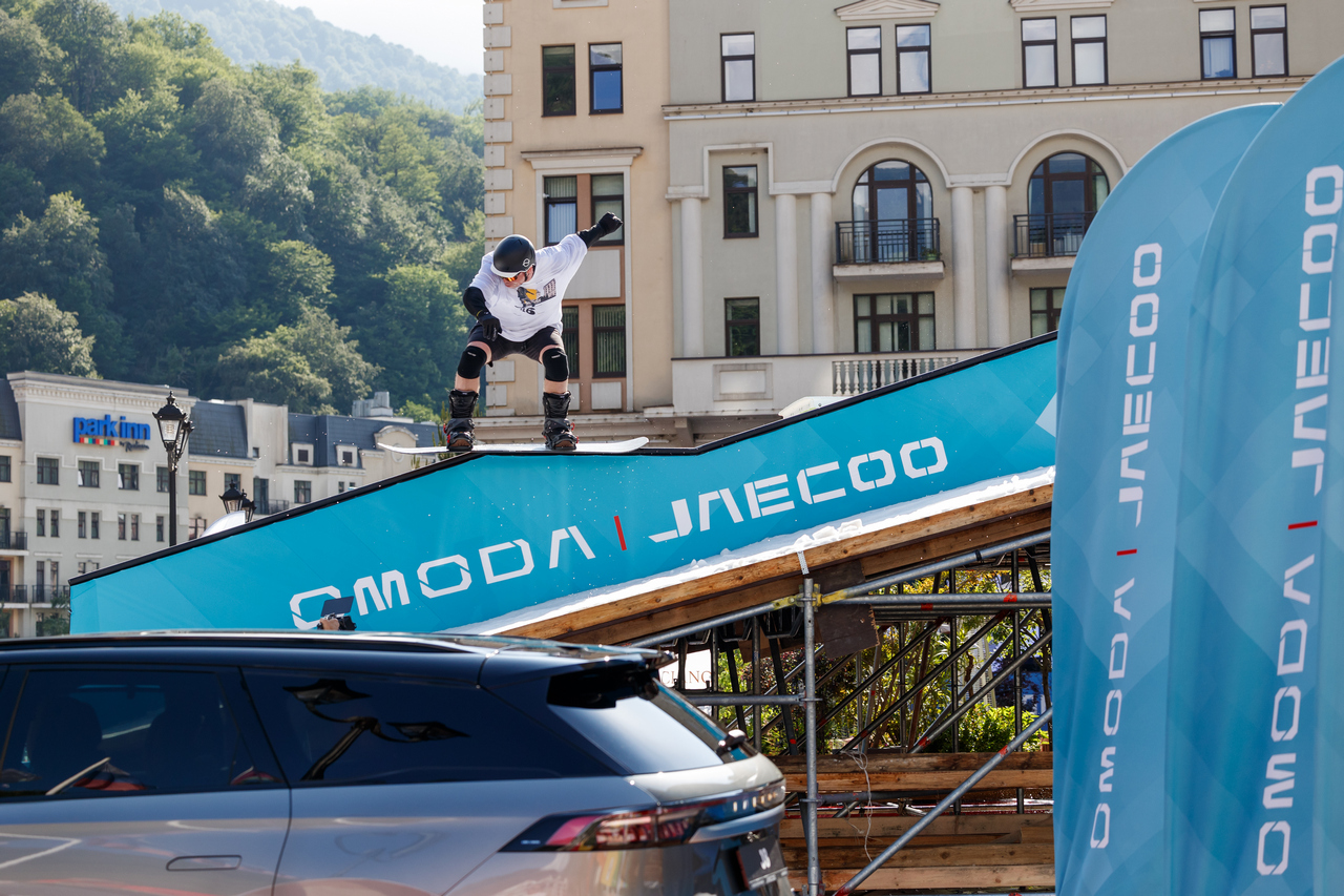 Бренды OMODA и JAECOO стали партнерами ежегодного фестиваля Hot Snow Battle