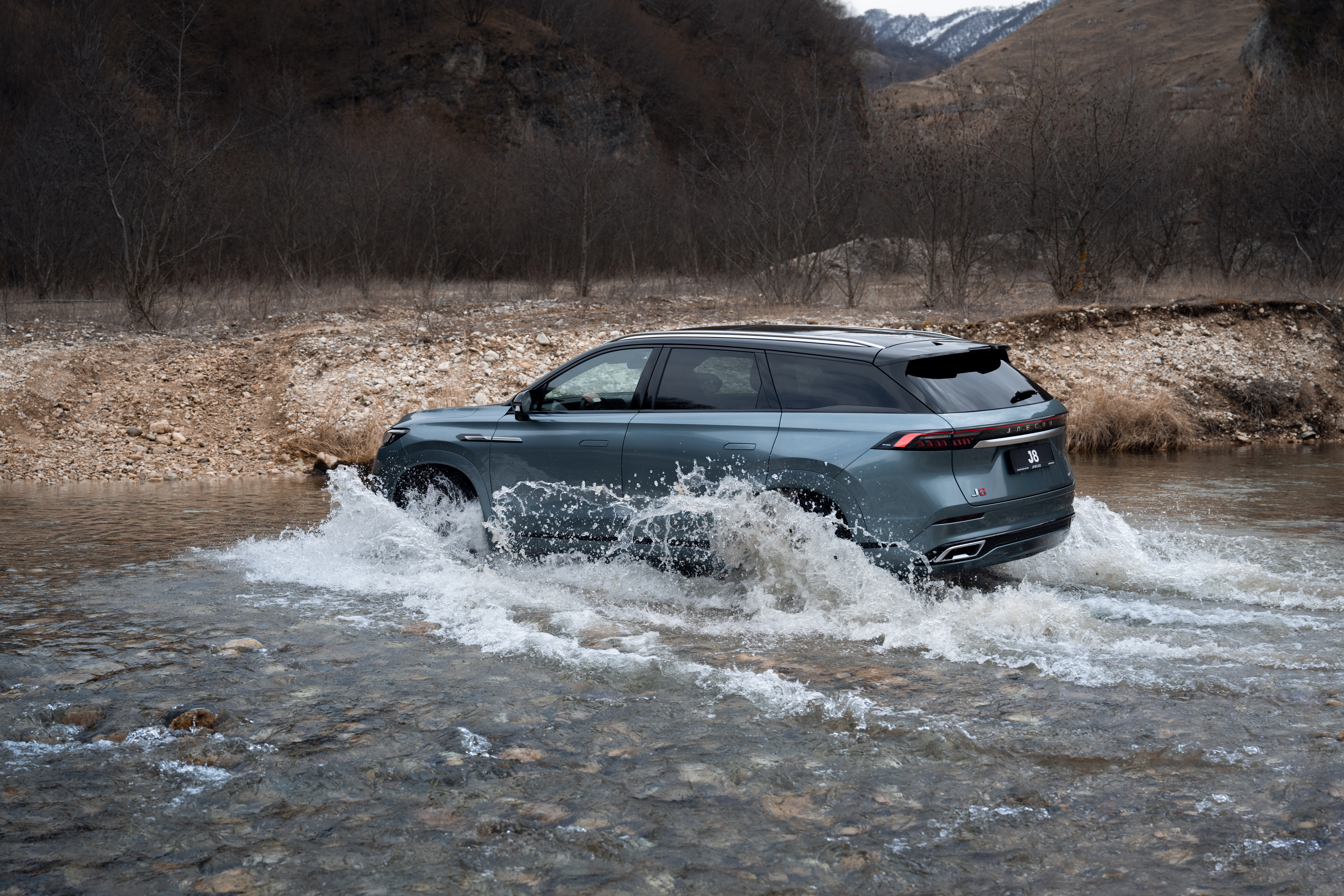 Испытайте JAECOO J8!