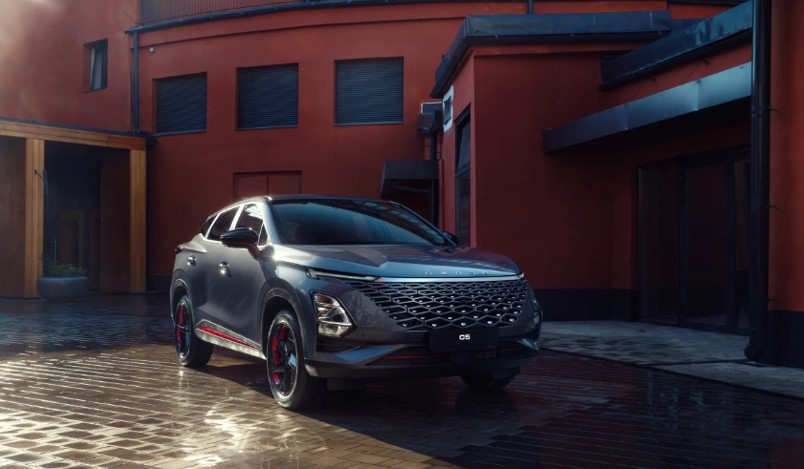 Полноприводная OMODA C5. Преимущества полного привода.