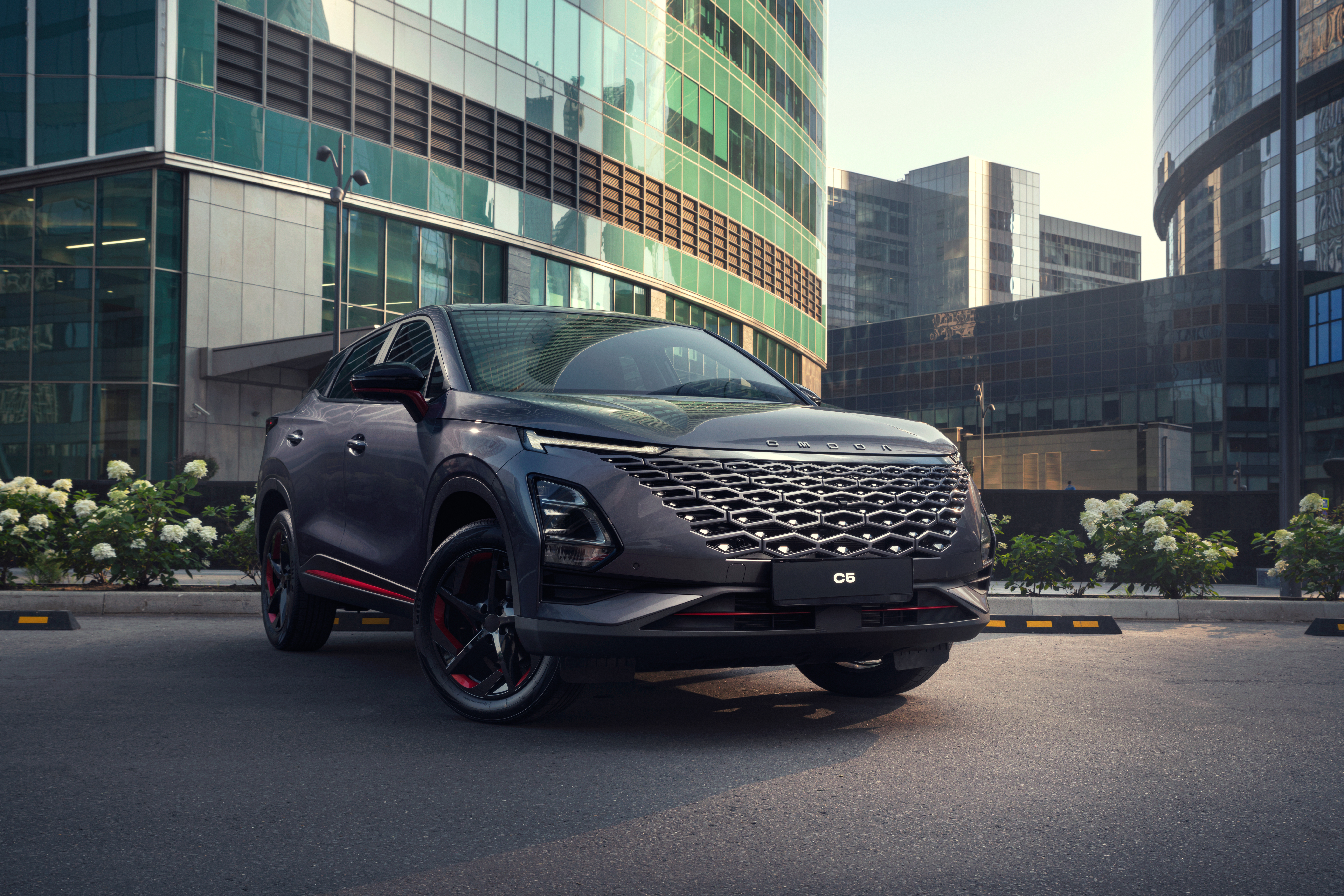 Обратите внимание на OMODA C5 с полным приводом!