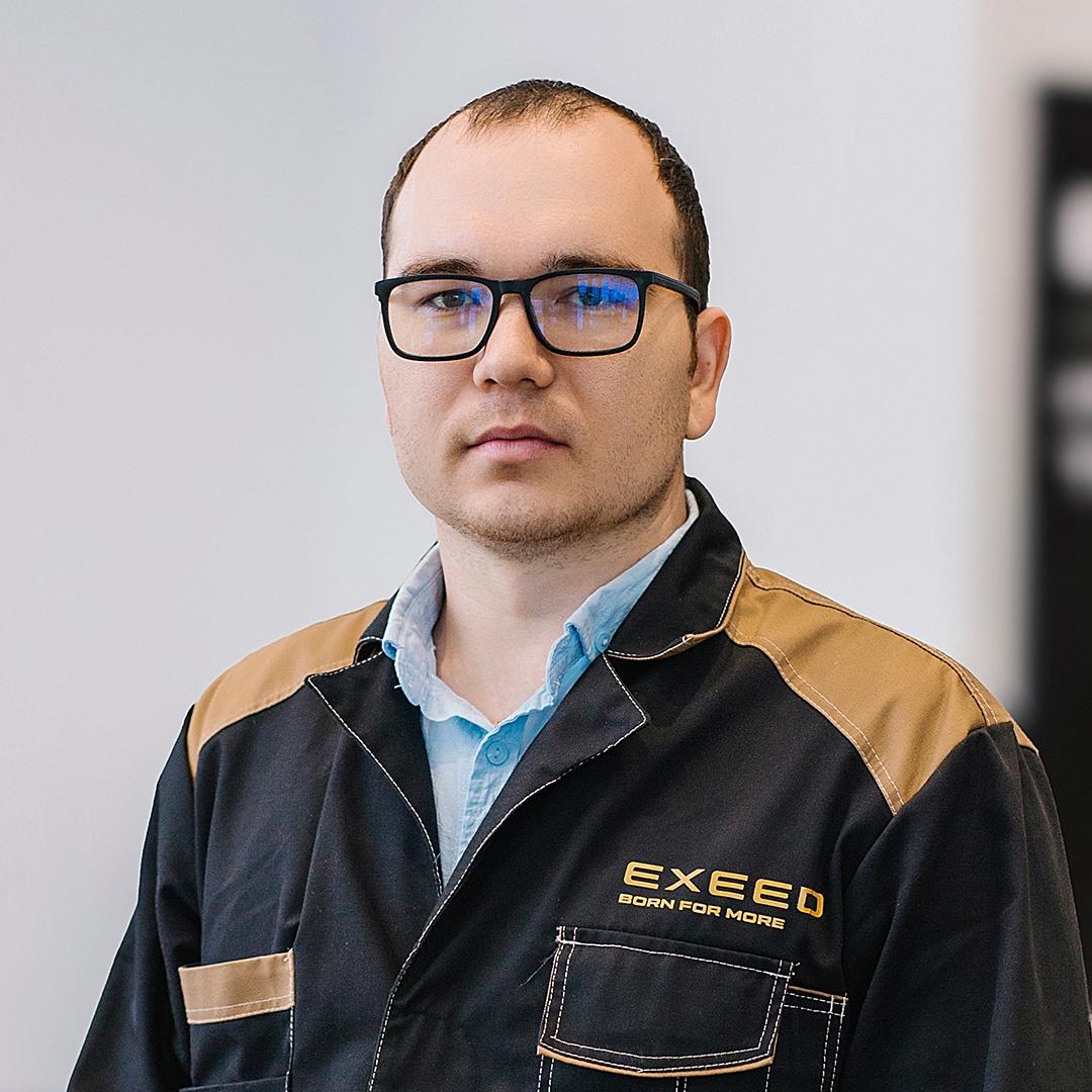 Алексей Комиссаров