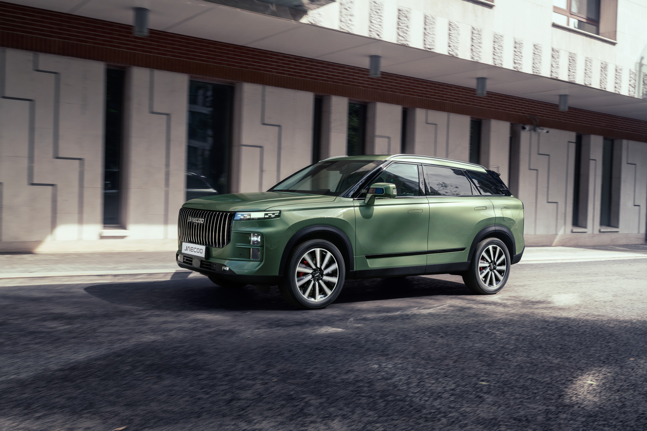 JAECOO представлен в номинации «Компактный автомобиль/кроссовер» премии «ТОП-5 АВТО»! 