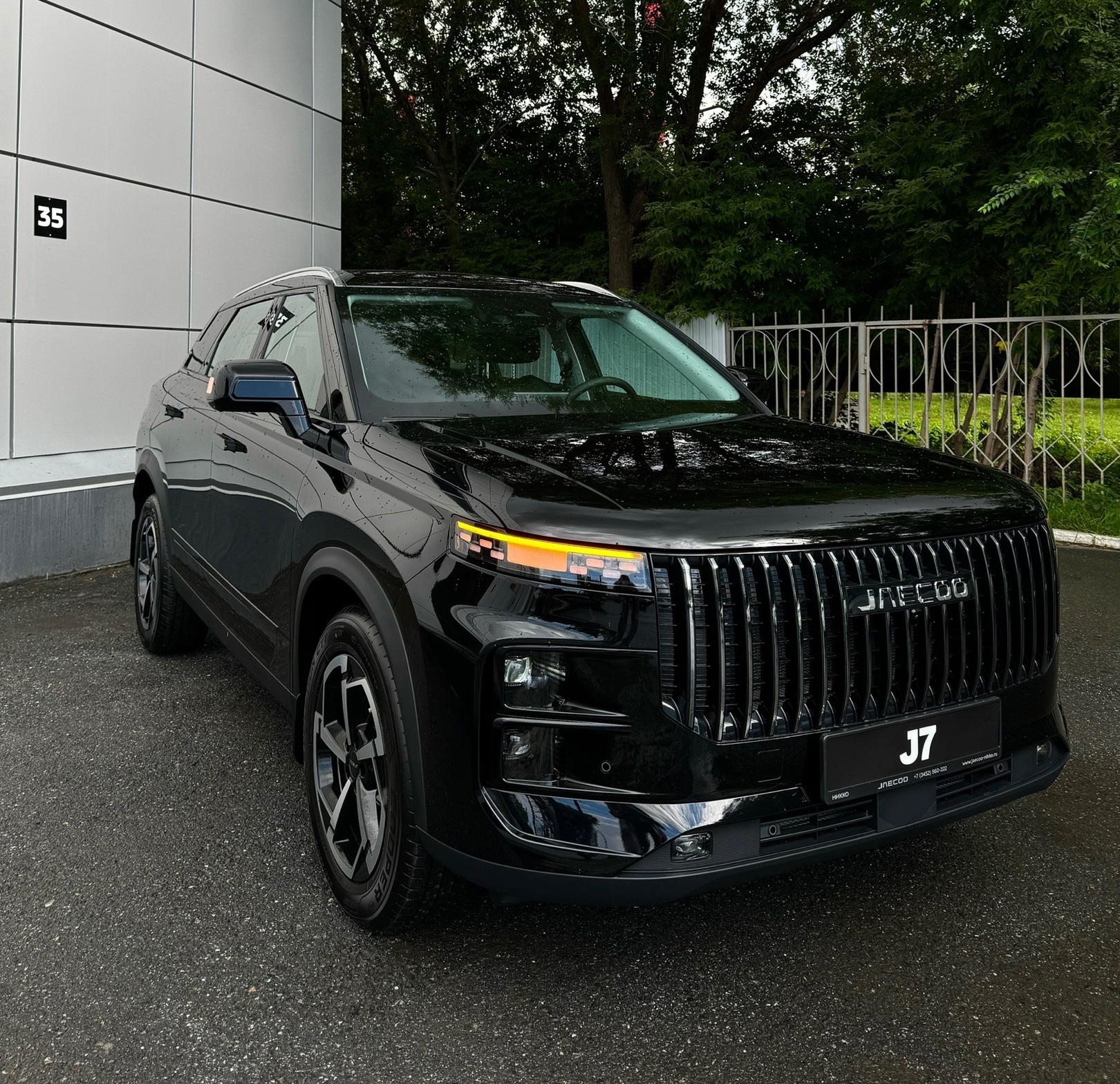 Купить JAECOO J7 - современный кроссовер с элегантным внешним видом!