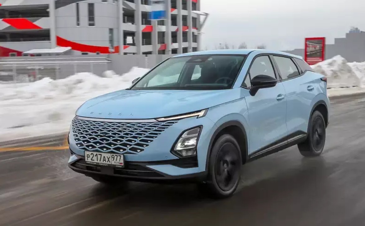 Сравнили китайские кроссоверы одной модели, но из разных партий: в чем разница?