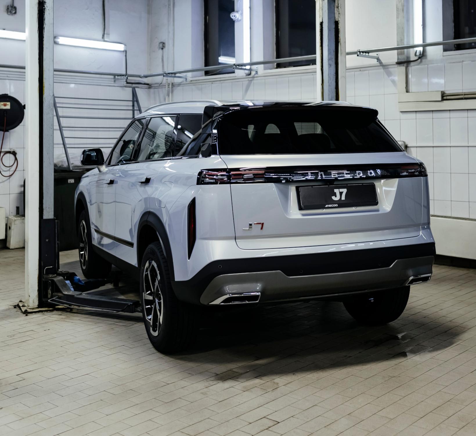 Тонировка автомобильный стекол любой сложности