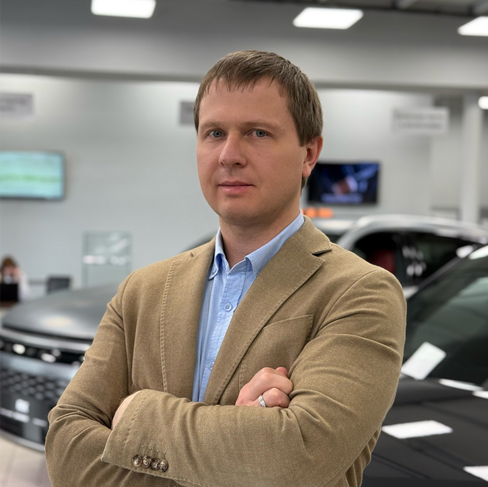 Николай Тельнов