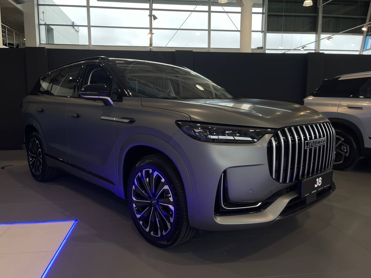 Проявляйте индивидуальность вместе с JAECOO и  Оками Запад!