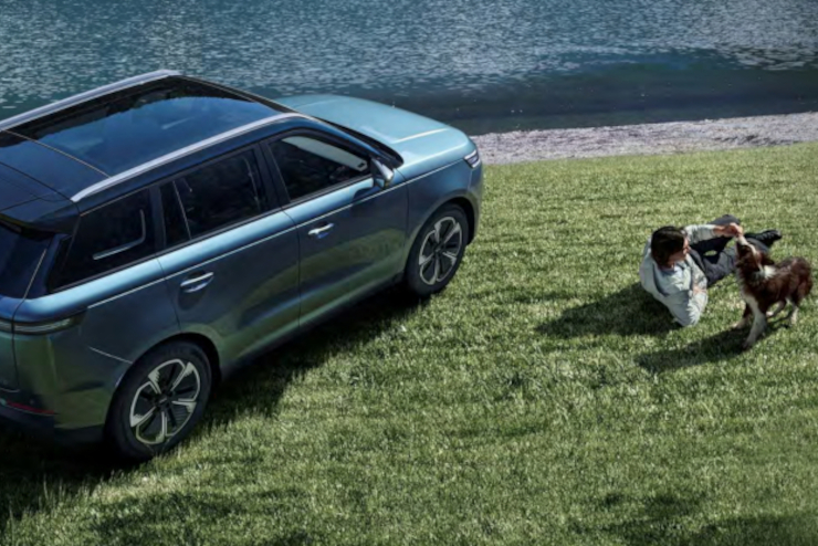 Кроссовер JAECOO J5 – гармония формы и цвета