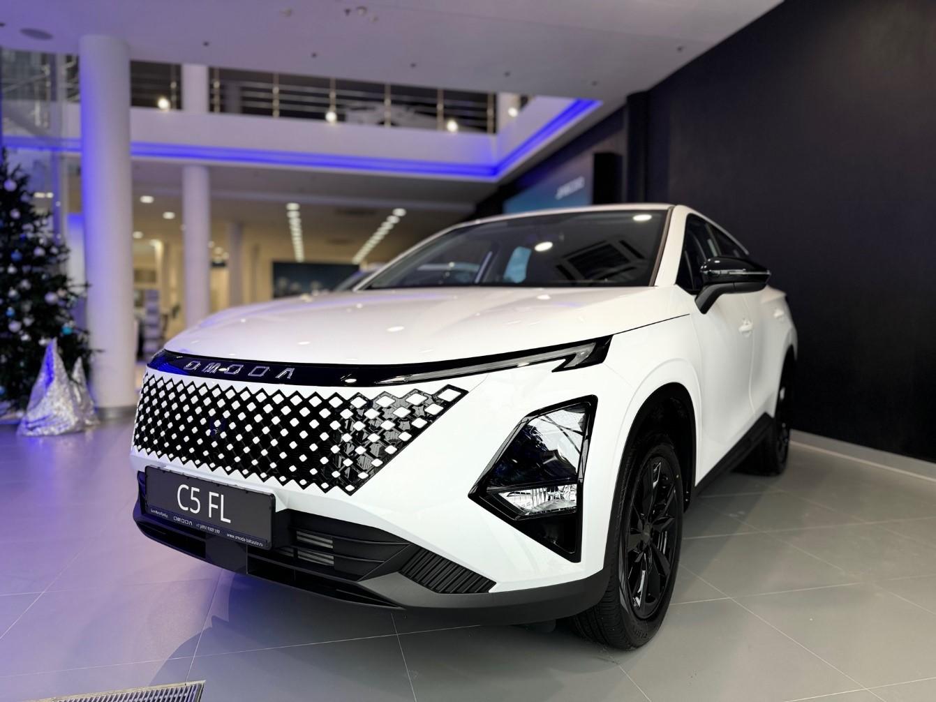 Обновленный кроссовер Omoda C5 FL