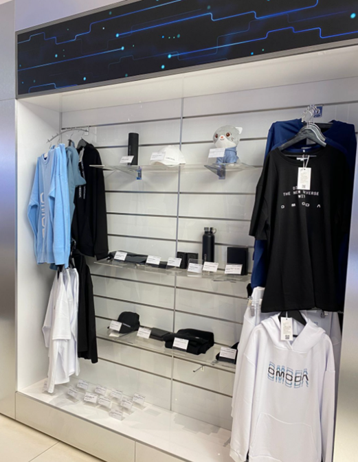 Фирменные аксессуары и одежда OMODA в наличии у официального дилера Корс Ногинск!