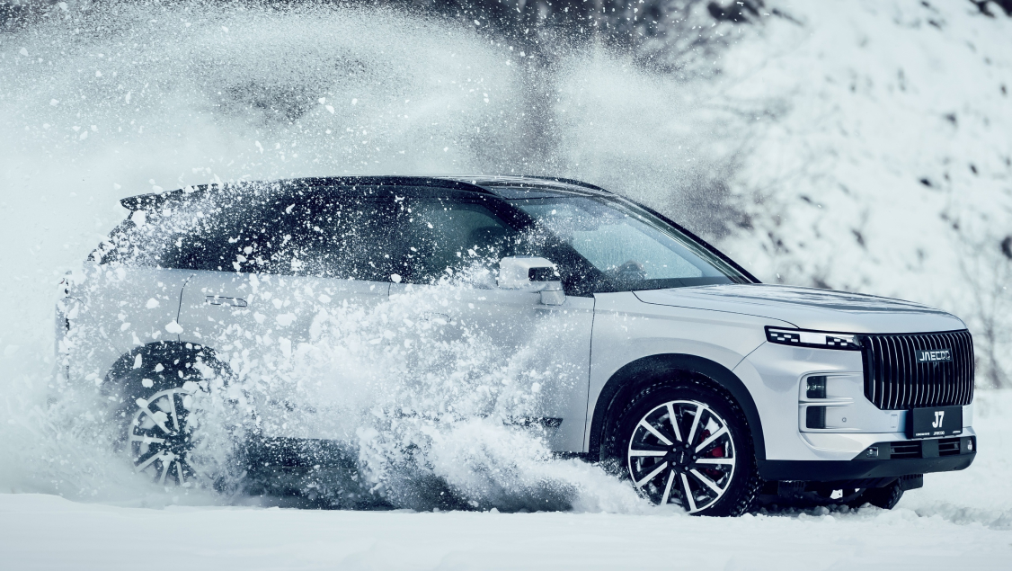 Комфортное вождение зимой: подогрев руля, сидений и лобового стекла