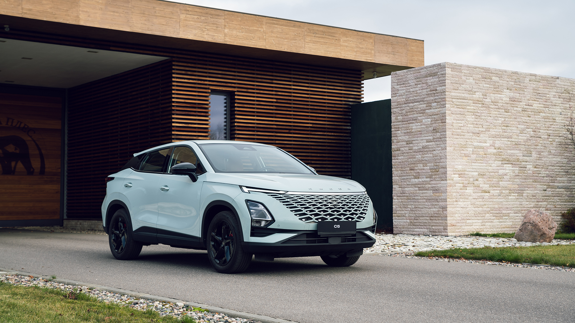 Замена воздушного фильтра OMODA C5