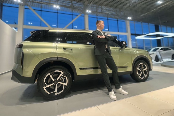 Кроссоверы JAECOO представлены в различных комплектациях и цветовых решениях