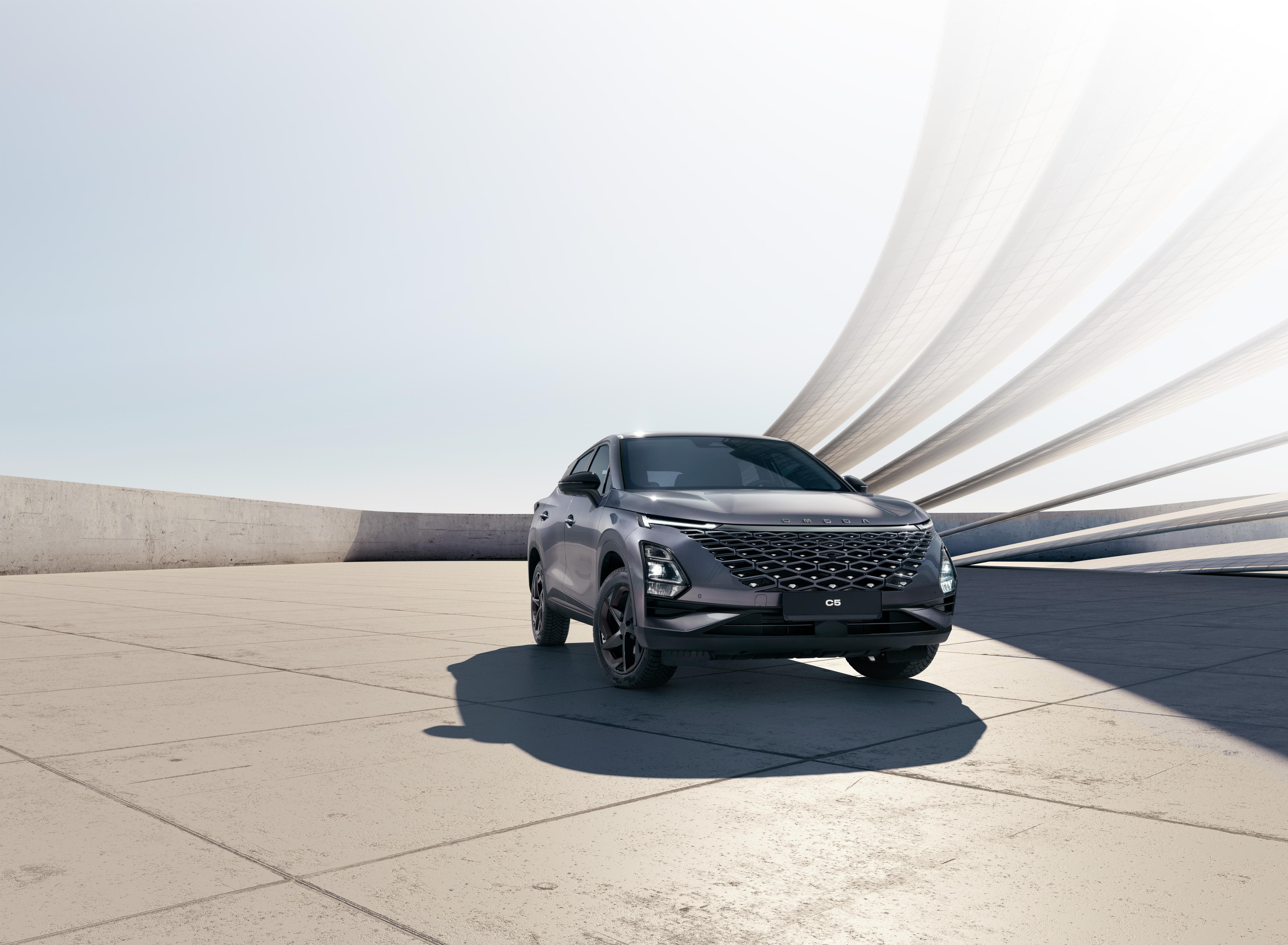 Различия между OMODA C5 и OMODA S5