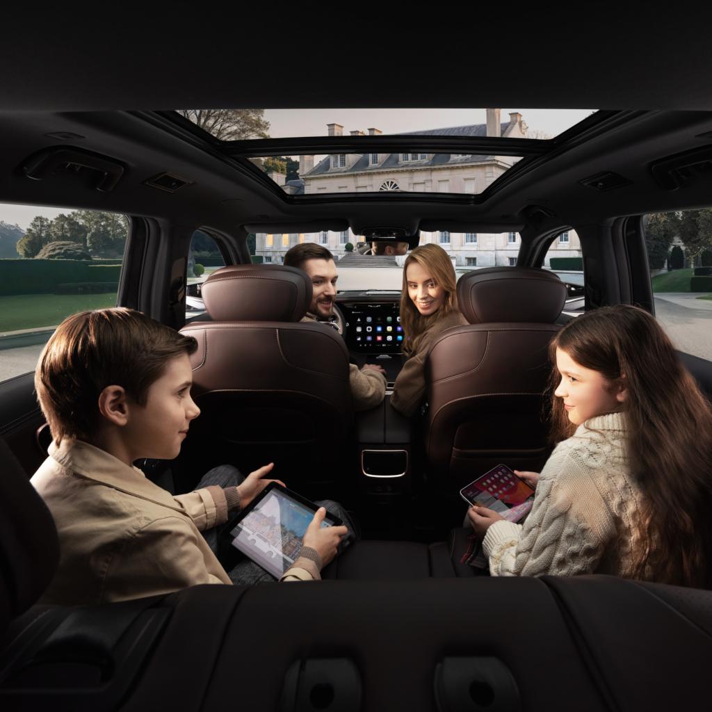 EXEED интегрирует технологии искусственного интеллекта DeepSeek