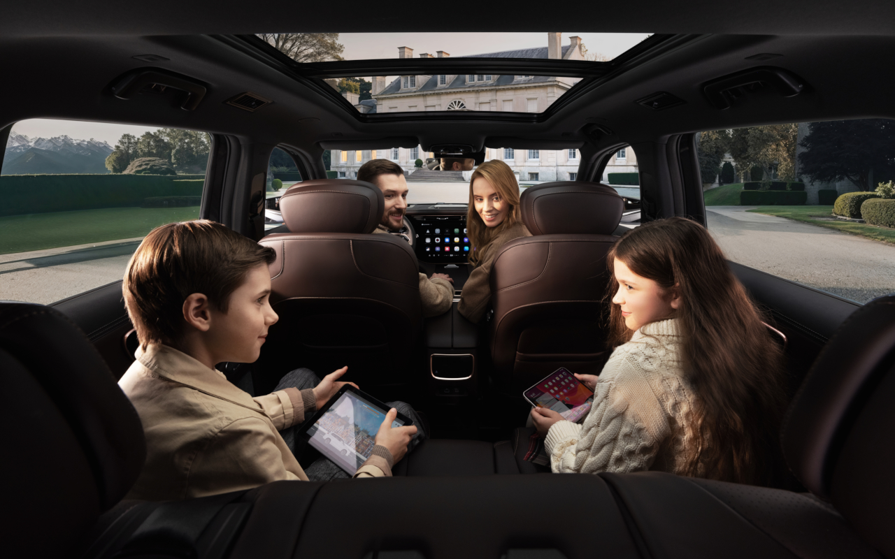 EXEED интегрирует технологии искусственного интеллекта DeepSeek