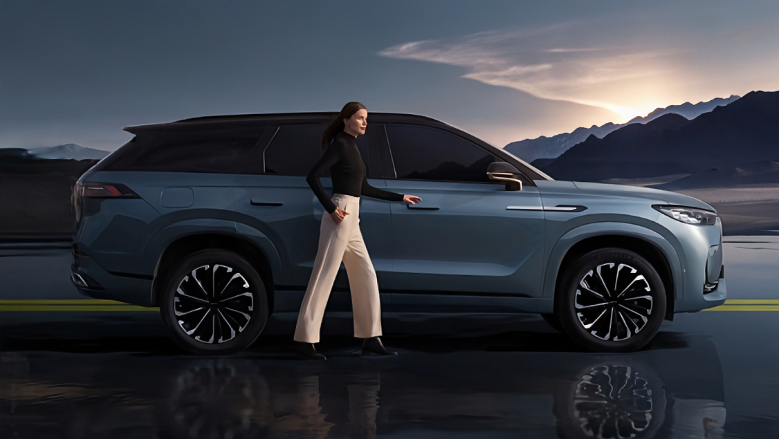 Поздравляем с 8 Марта от дилера JAECOO!