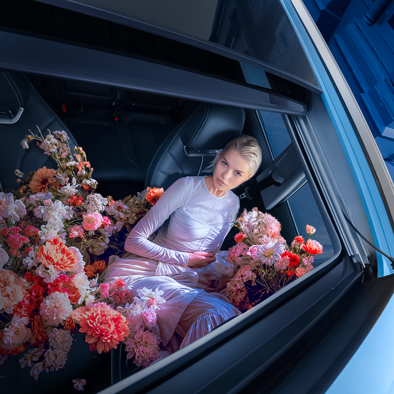 Встречаем 8 Марта с EXEED