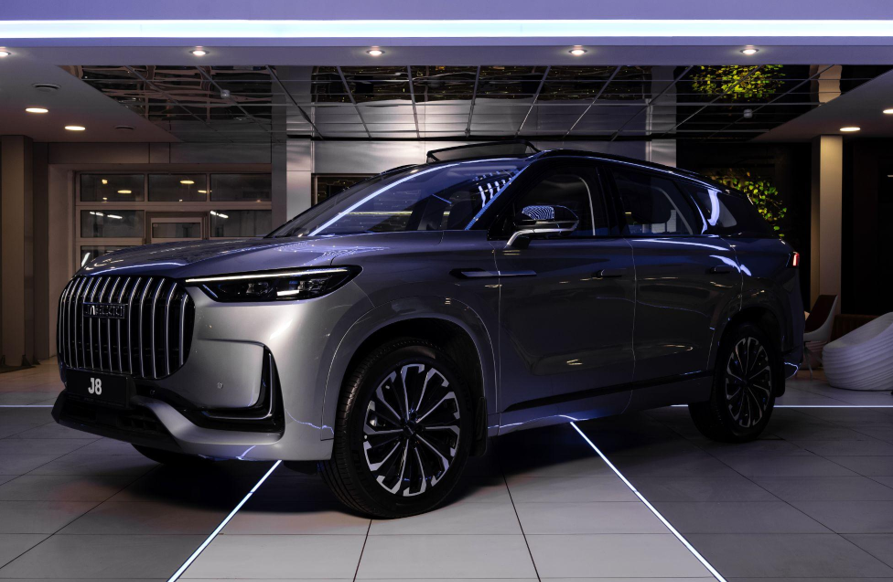 JAECOO J8 — флагманский кроссовер для ценителей комфорта и мощности