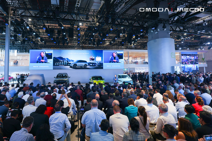 На Шанхайском автосалоне бренды OMODA и JAECOO представили автомобили на альтернативных источниках энергии