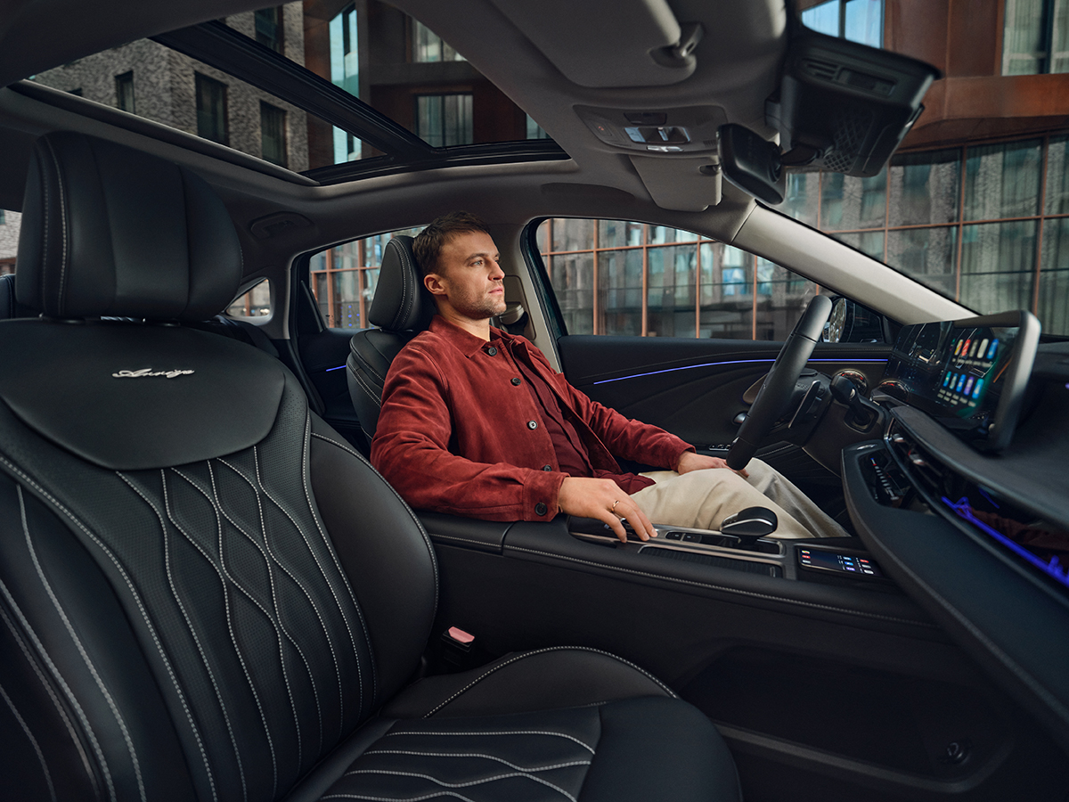 Какую машину купить для города