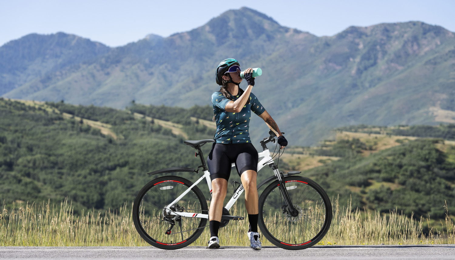 Открывайте новые маршруты на праздник! Специальная скидка на велосипеды в онлайн-магазине CHERY