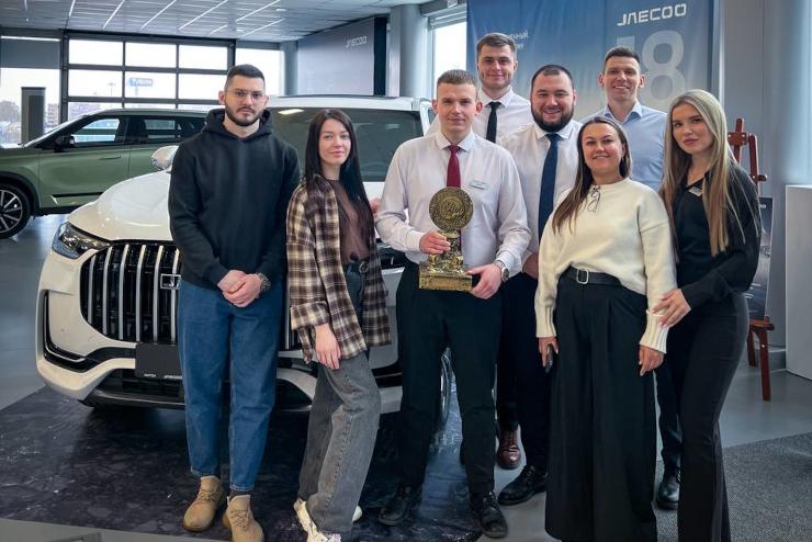 Искусство превращения клиентов в счастливых владельцев новых автомобилей
