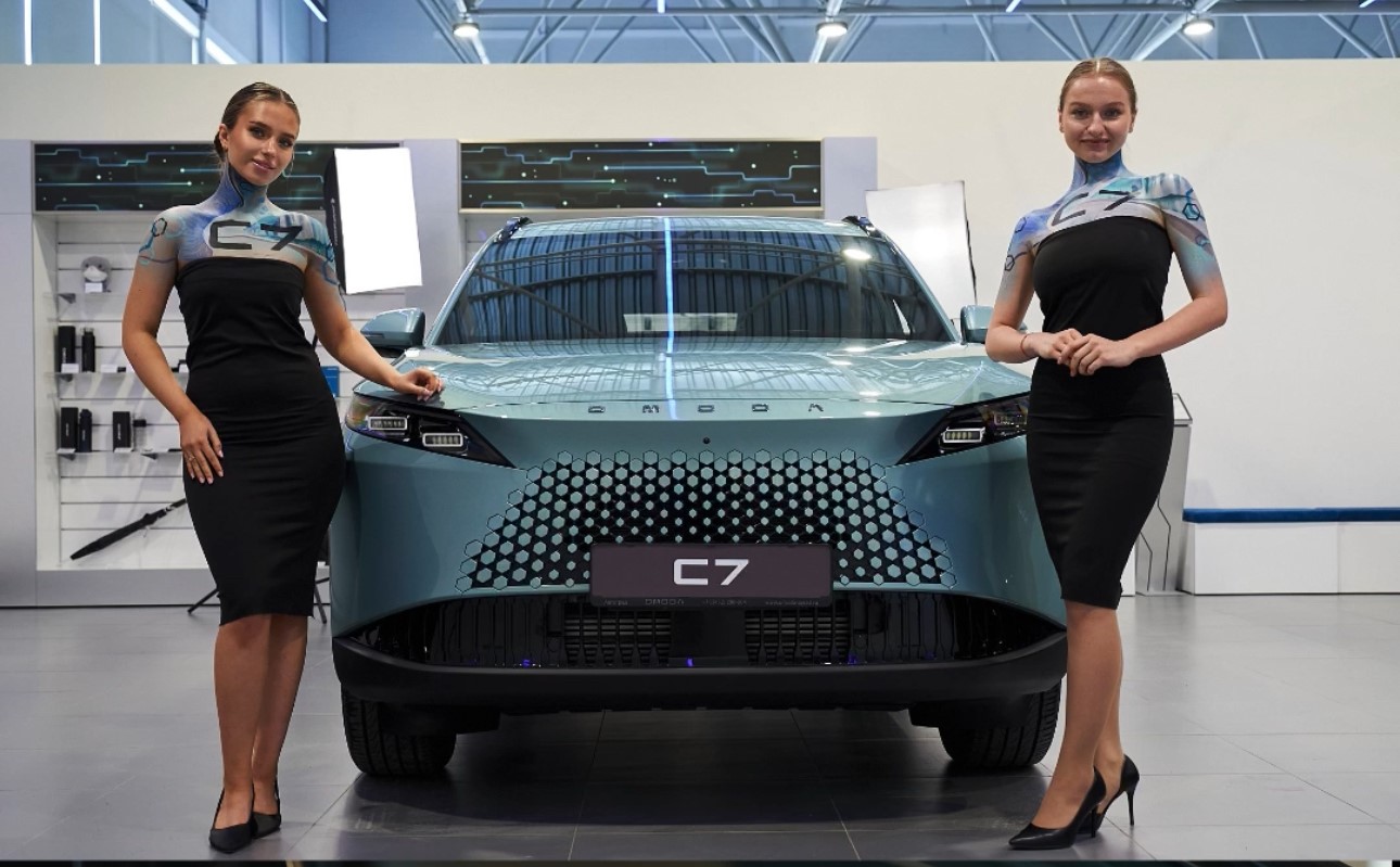 В Автограде состоялась презентация нового кроссовера OMODA C7