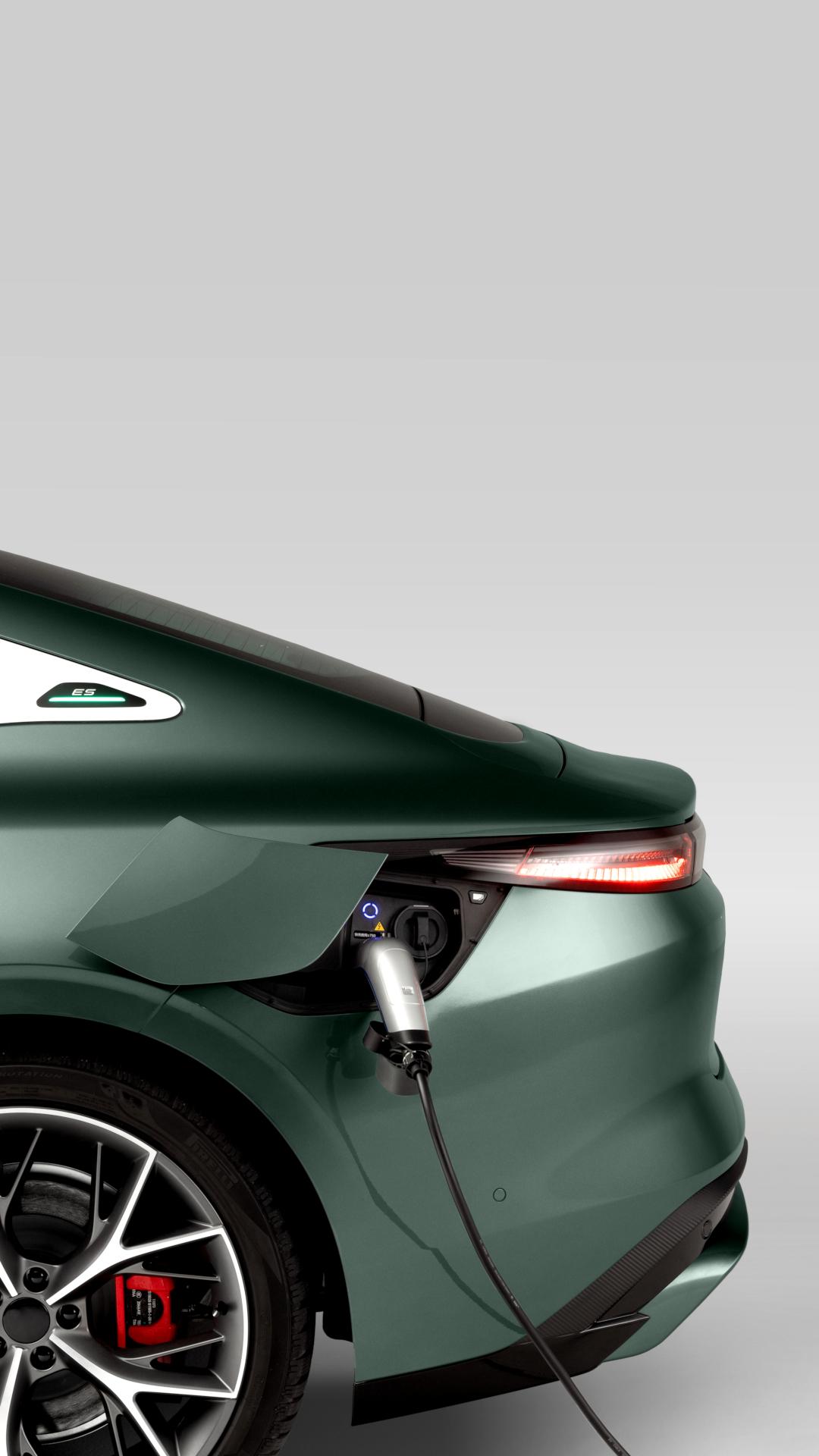 <h1>Зарядные устройства<br>EXEED | EXLANTIX</h1>