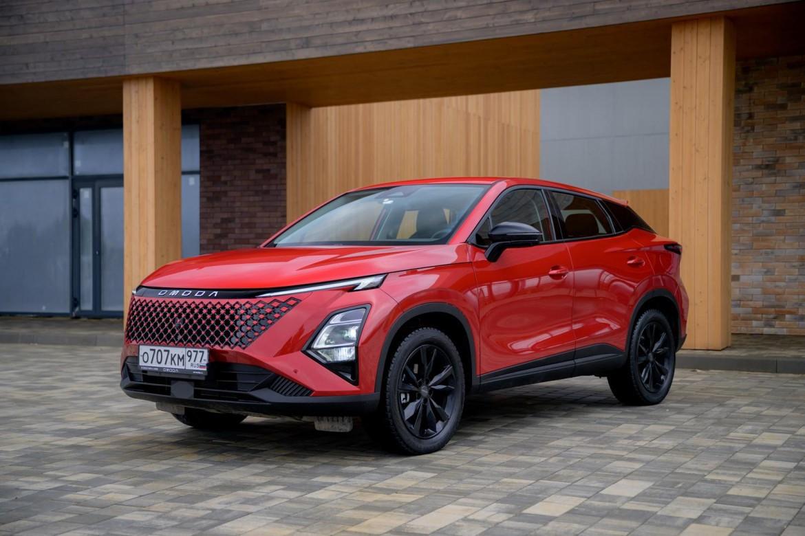 OMODA С5 — стильный фастбэк-кроссовер, вдохновленный авангардным искусством. 